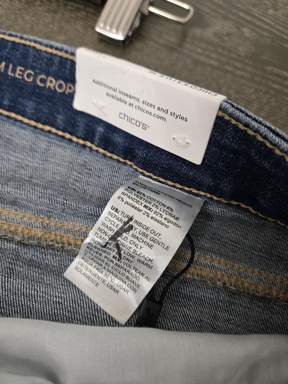 Chico’s So Slimming Girlfriend Capris 16 NWT - Picture 11 of 15